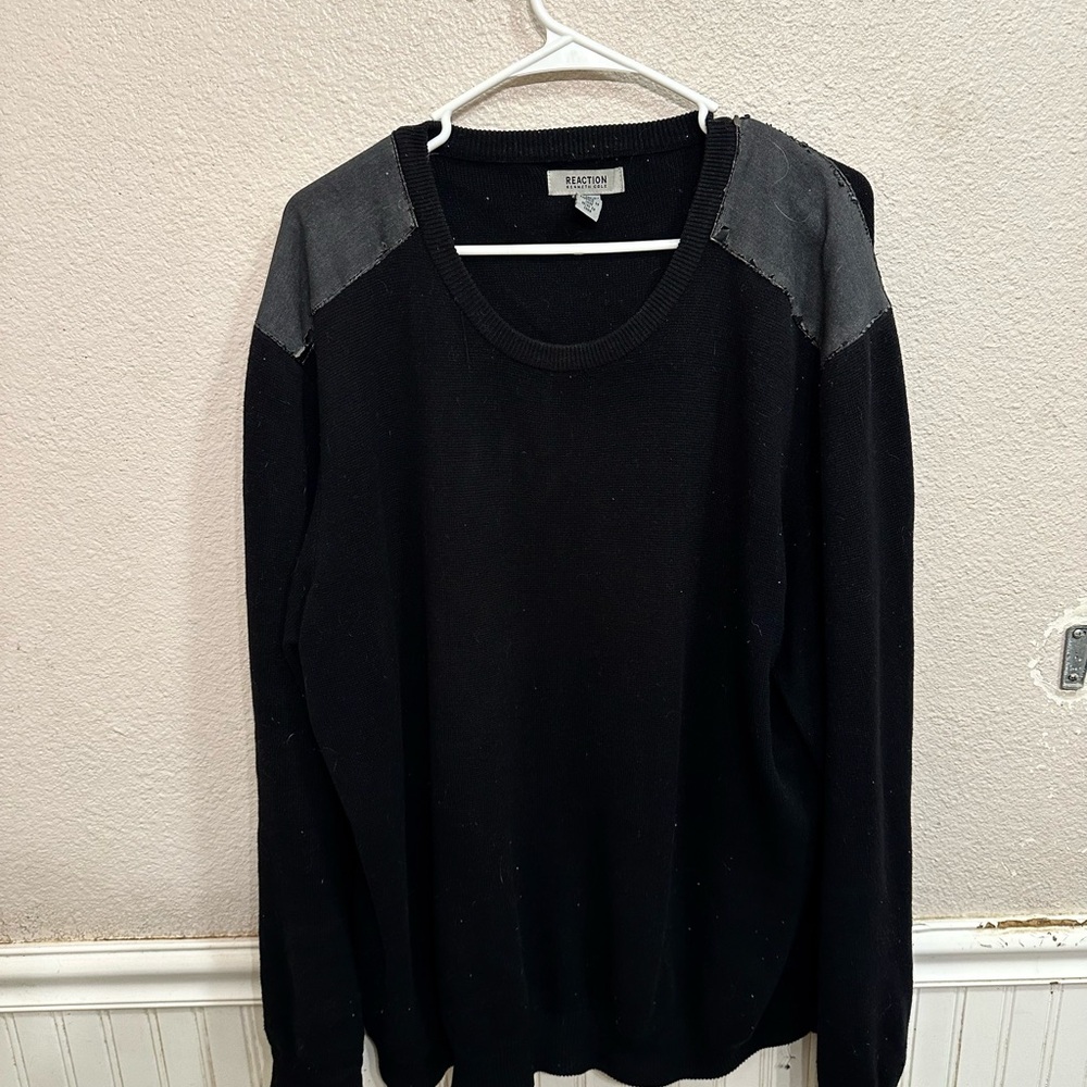Kenneth Cole Men's Black Sweater with Gray Accents